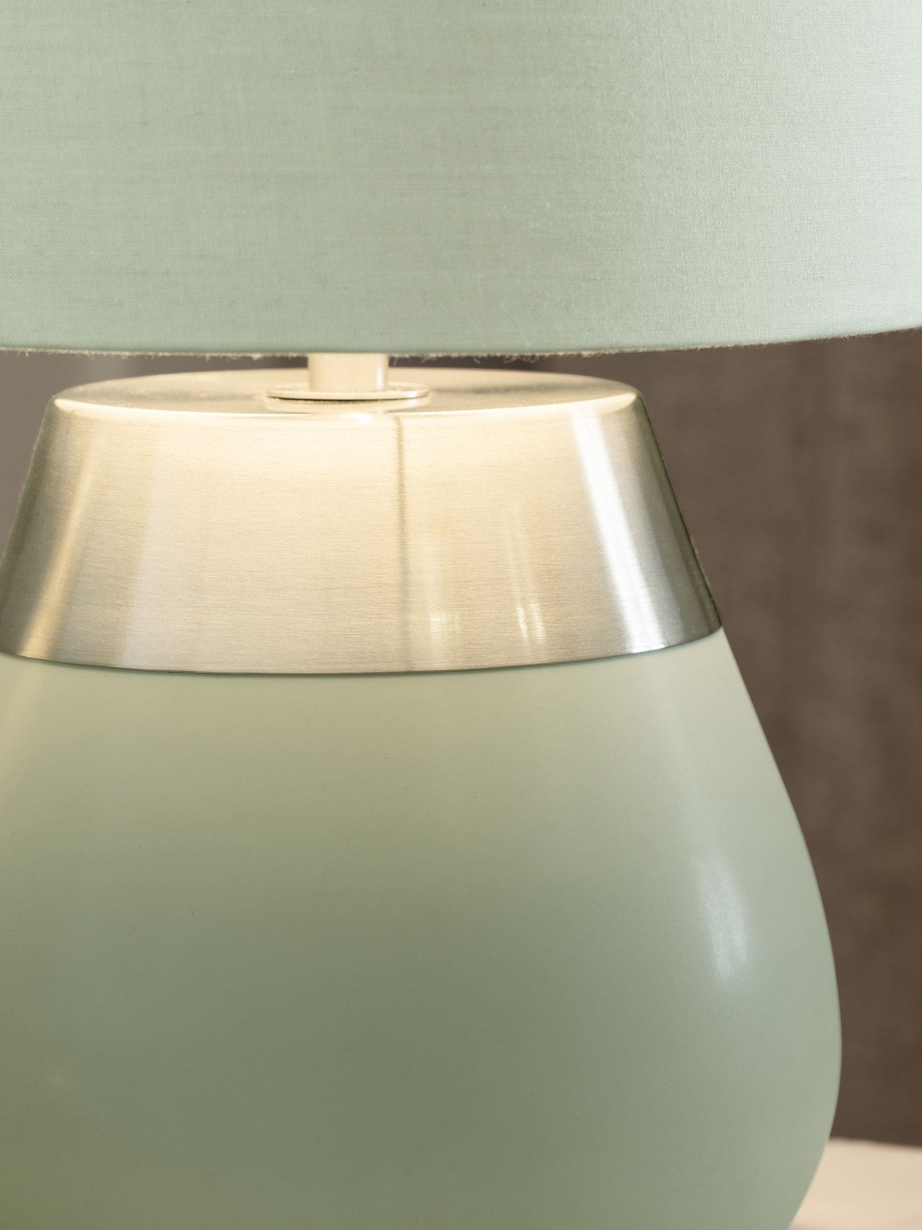 Green bedroom lamp discount