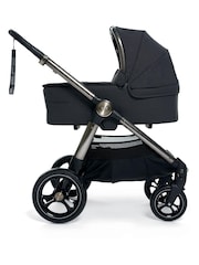 Mamas & Papas Black Ocarro Onyx Black Carrycot - Image 1 of 2