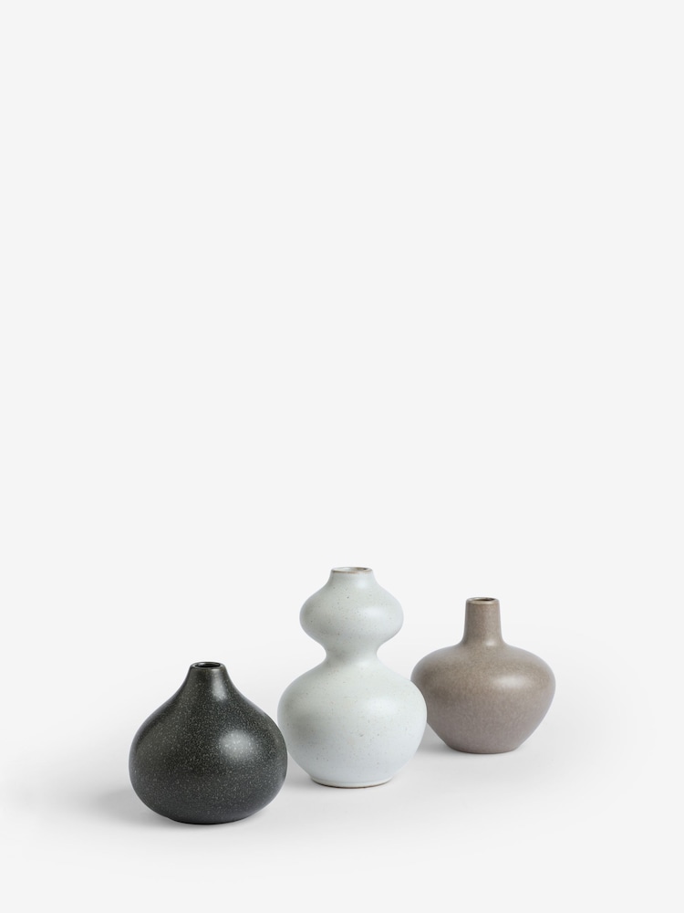 3 Pack Natural Organic Mini Ceramic Vases - Image 4 of 5