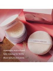 Laura Mercier No Colour The Finishing Touch Translucent Loose Setting Powder Ultra Blur & Puff (Worth £61) - Image 5 of 6