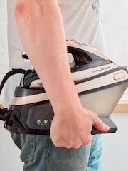 Tower Black Ceraglide 2400W 1.5L Steam Gen Iron - Image 4 of 4