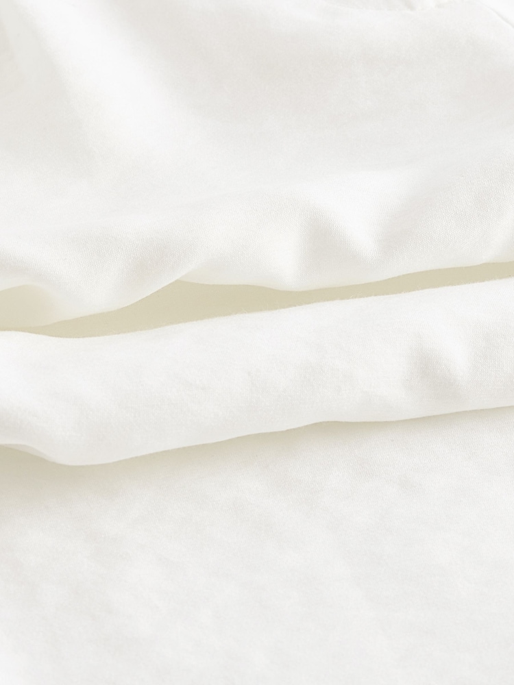 White Elasticated Back Wide Leg Trousers - Image 6 of 6 White Elasticated Back Wide Leg Trousers - Image 6 of 6