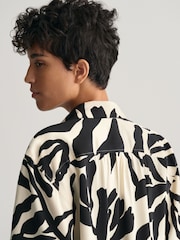 GANT Cream Relaxed Fit Palm Print Short Sleeve Shirt - Image 4 of 6