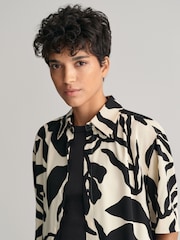 GANT Cream Relaxed Fit Palm Print Short Sleeve Shirt - Image 5 of 6