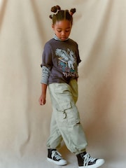Salbeigrün - Parachute-Cargohose mit Jerseyfutter (3–16 Jahre) - Bild 4 von 8