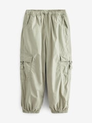 Salbeigrün - Parachute-Cargohose mit Jerseyfutter (3–16 Jahre) - Bild 5 von 8