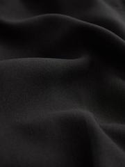 Schwarz - Tailored Pull-on-Hose in Straight Fit mit Elastikeinsatz hinten - Bild 7 von 7