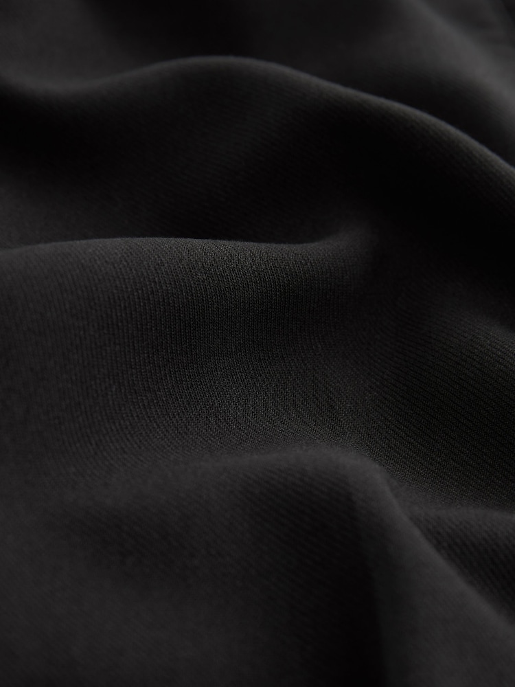 Schwarz - Tailored Pull-on-Hose in Straight Fit mit Elastikeinsatz hinten - Bild 7 von 7