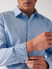 Blue Textured Trimmed Single Cuff Formal Shirt - Image 4 of 6
