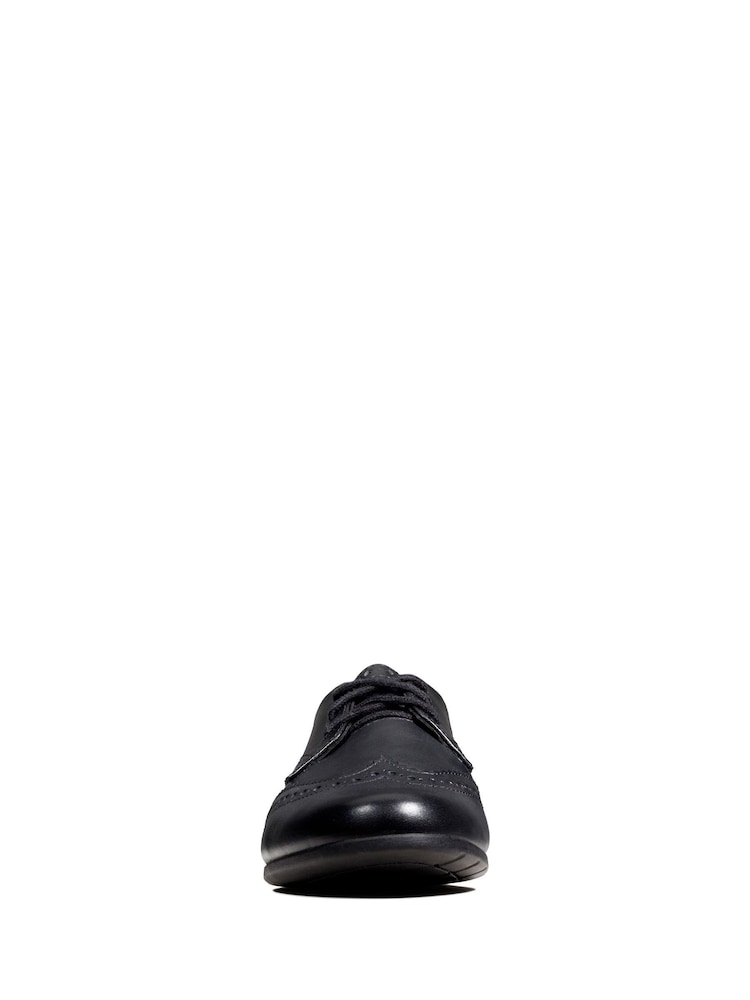 Clarks Scala Lace Chaussures pour jeunes - Image 3 of 7