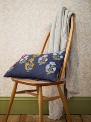 Joules Oat Nostalgic Collector Hare 100% Cotton Throw - Image 3 of 5