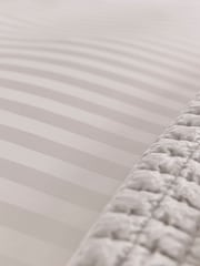 Laura Ashley Cream Shalford 100% Cotton Duvet Cover And Pillowcase Set - Image 4 of 5