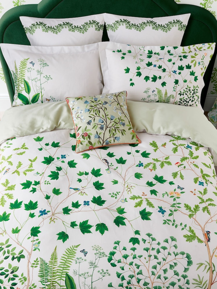 Sanderson Sycamore and Oak Square 100% Cotton Pillowcase Pair - صورة 1 من 5