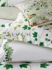 Sanderson Sycamore and Oak Square 100% Cotton Pillowcase Pair - صورة 5 من 5