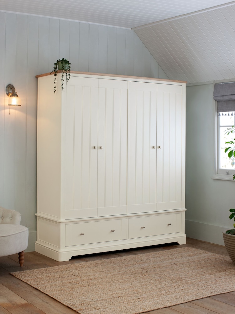 Chalk White Hampton Painted Oak 4 door, 2 drawers Wardrobe - Image 2 of 10