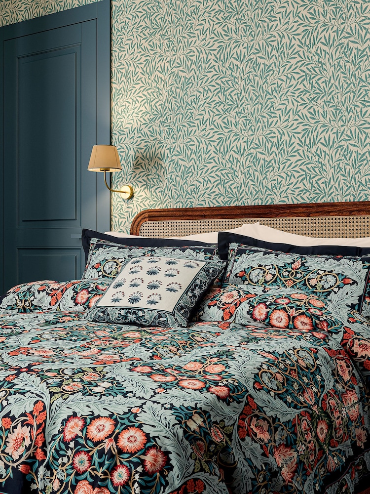 V&A Green Earthly Paradise 100% Cotton Cushion - Image 2 of 6