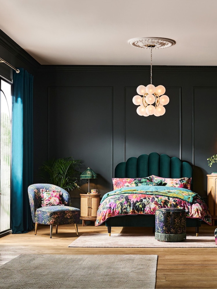Clarke and Clarke Bottle Green Velvet Scalloped Bed - Image 1 of 6