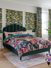 Clarke and Clarke Bottle Green Velvet Scalloped Bed - Image 2 of 6