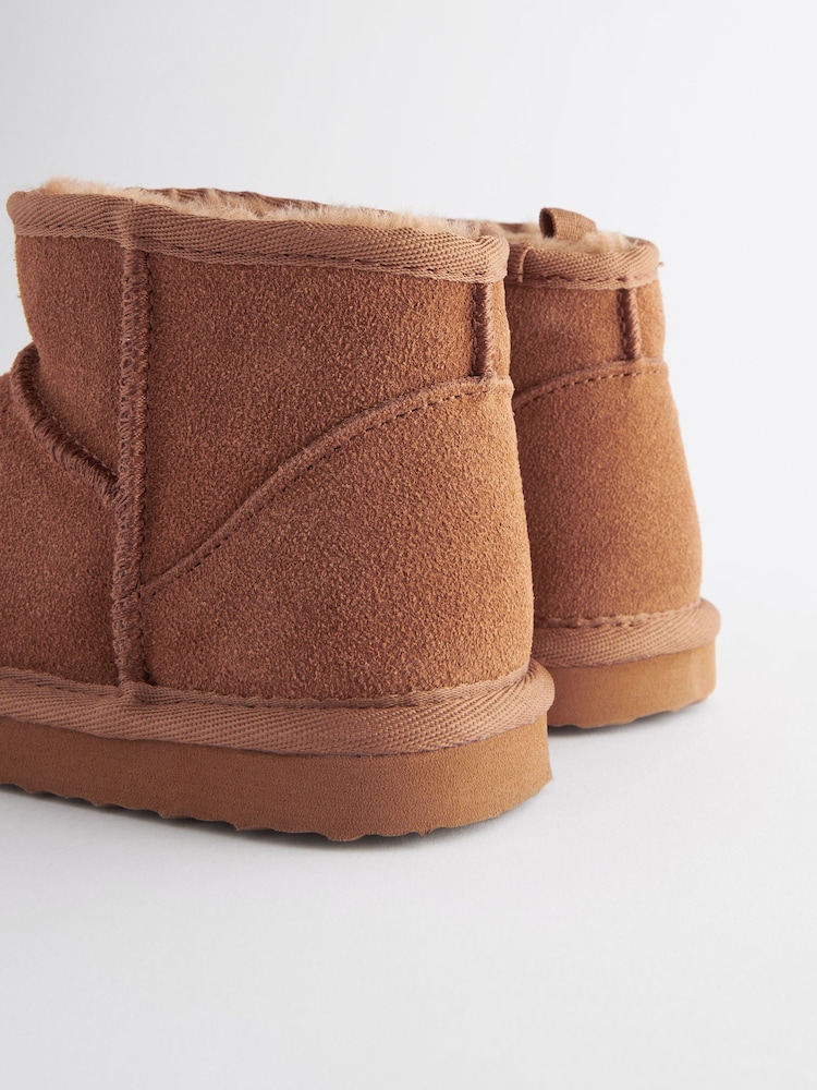 Rjava - Semiš toplo obloženi gležnjarji Slipper Boots - Slika 5 iz 5 Rjava - Semiš toplo obloženi gležnjarji Slipper Boots - Slika 5 iz 5