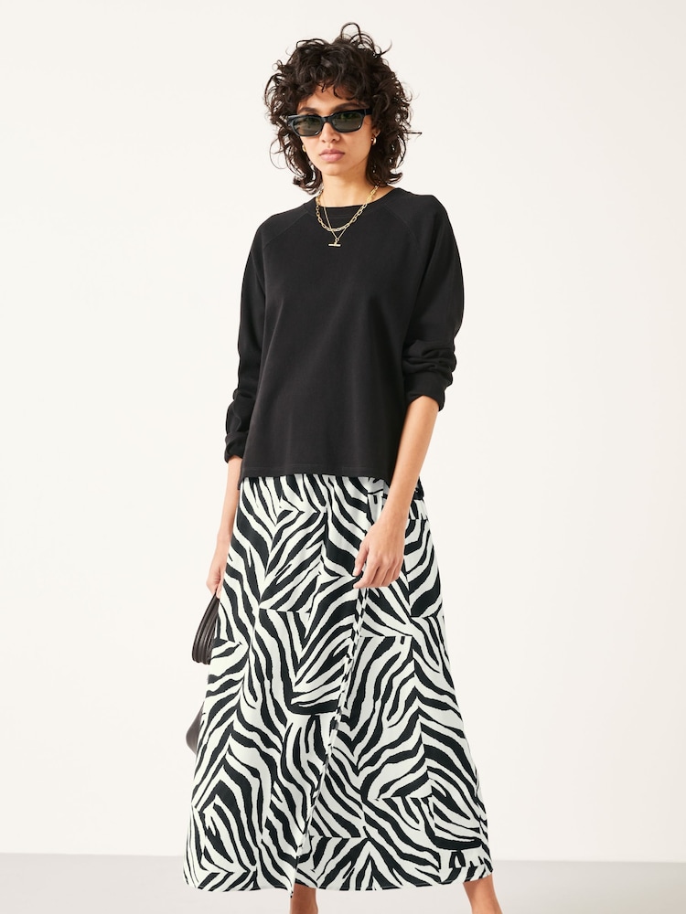 Hush Black 100% Cotton Matilda Raglan Top - Image 2 of 5