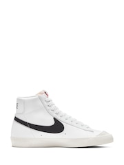 Nike White Blazer Mid '77 Vintage Trainers - Image 3 of 10