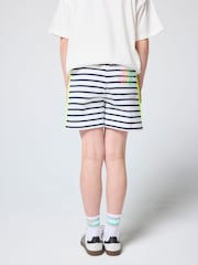 SCAMP & DUDE Stripete Fargeblokking Shorts - Bilde 2 av 3