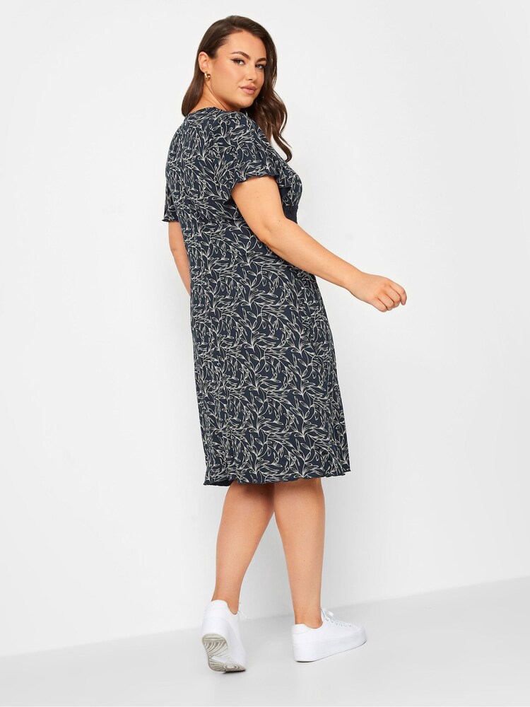 Yours Curve Blue V-Neck Lace Detail Dress - Image 2 of 4