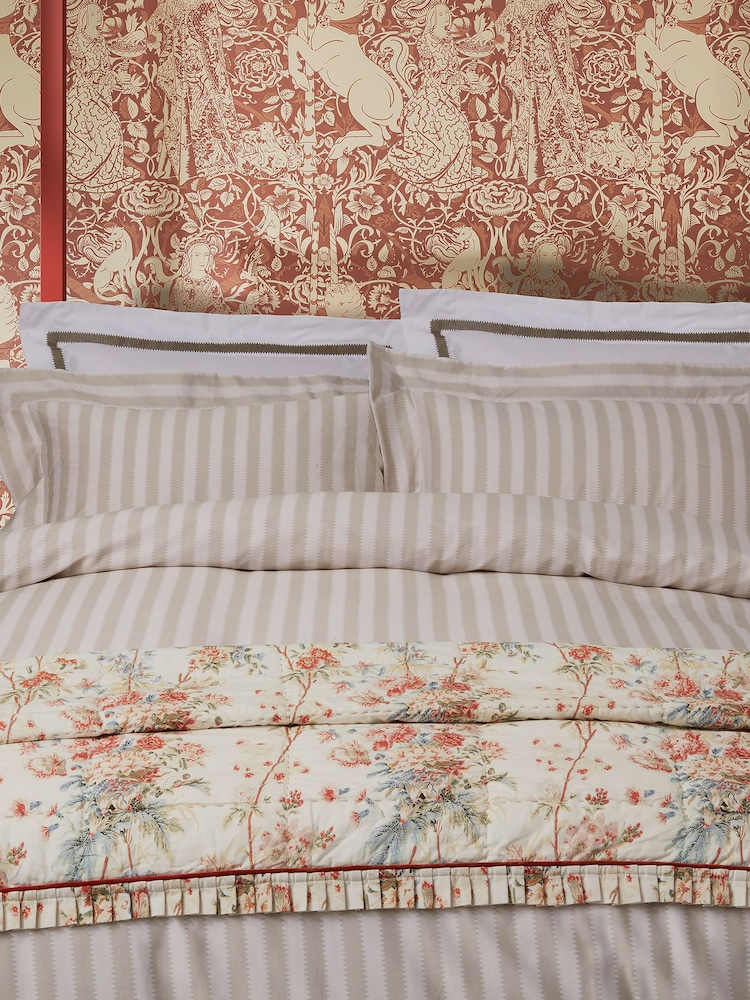 Sanderson Cream Regency Aperigon Duvet Cover and Pillowcase 100% Cotton Set - Image 2 of 5