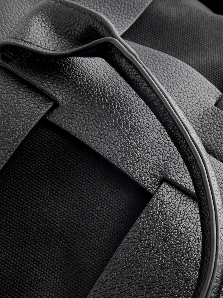 Black Weave Shoulder Bag - Image 8 of 8