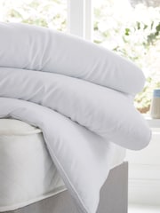 Silentnight Ultrabounce 13.5 Tog Duvet - Image 1 of 9