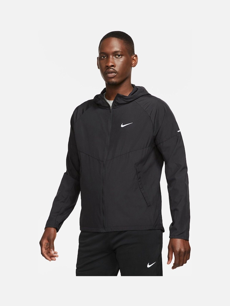 Schwarz - Nike Repel Miler Jacke - Bild 1 von 9