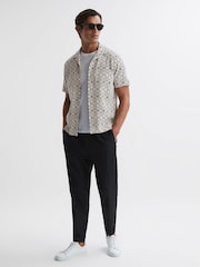 Reiss White/Black Cedar Jacquard Cuban Collar Shirt - Image 3 of 5