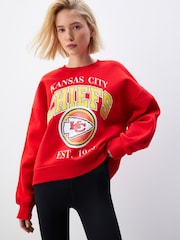 Red NFL American License Kansas City Chiefs Heavyweight Graphic Slogan 100% Cottton Sweatshirt - Image 2 of 7