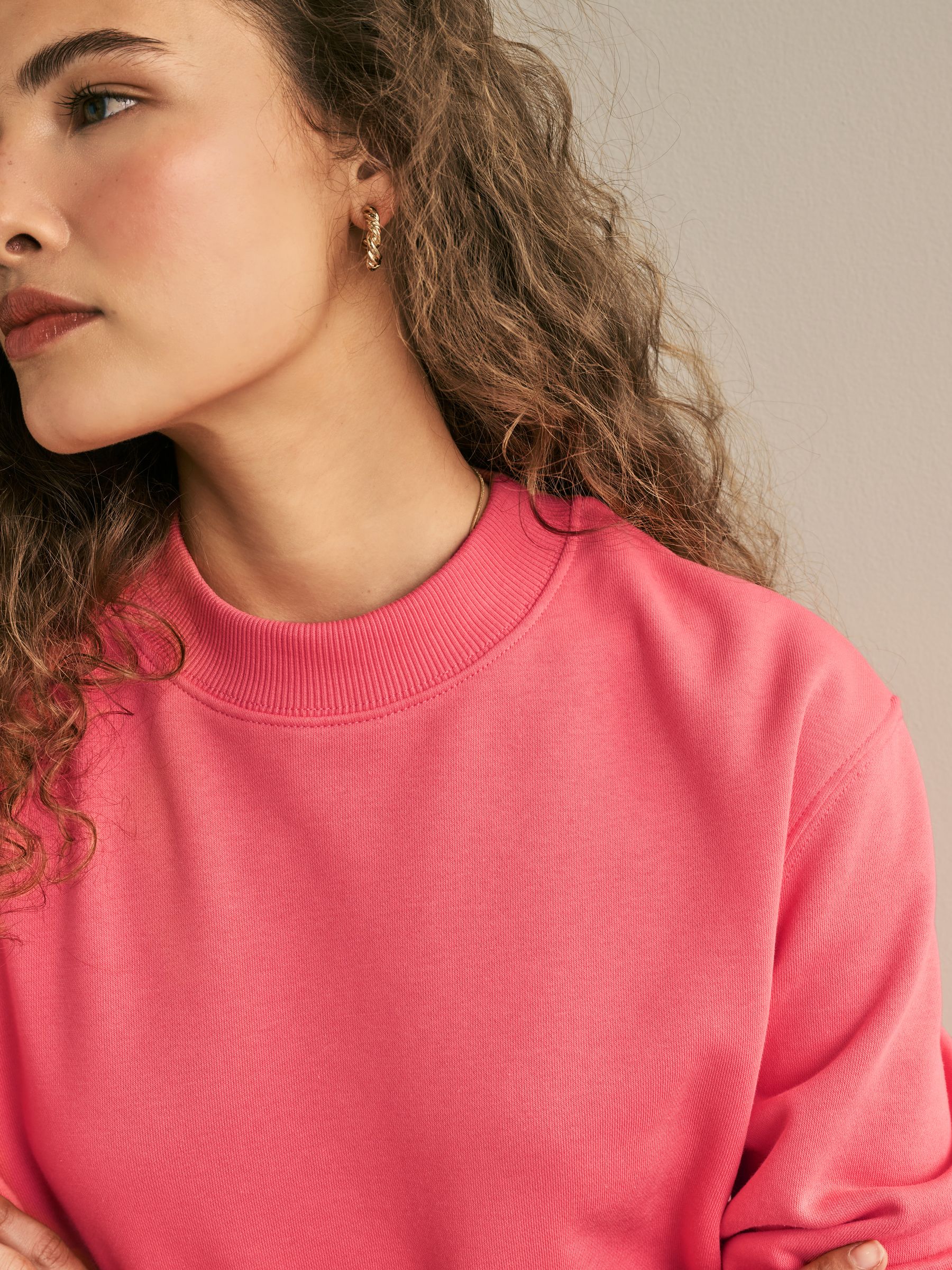 Coral pink sweatshirt sales