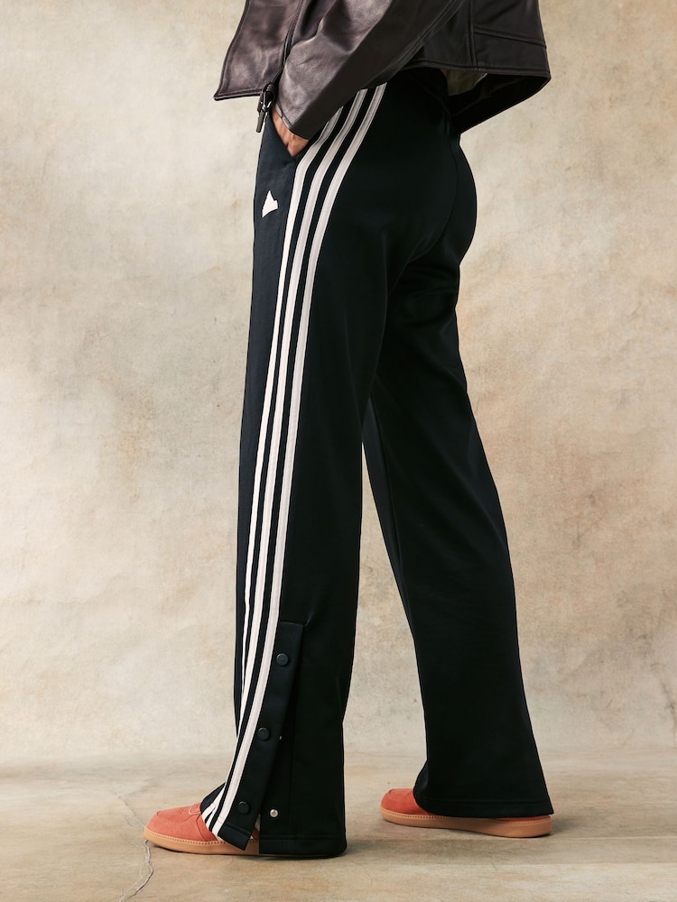 Czarny - Joggersy adidas Iconic 3 Stripe z guzikami - Image 4 of 7