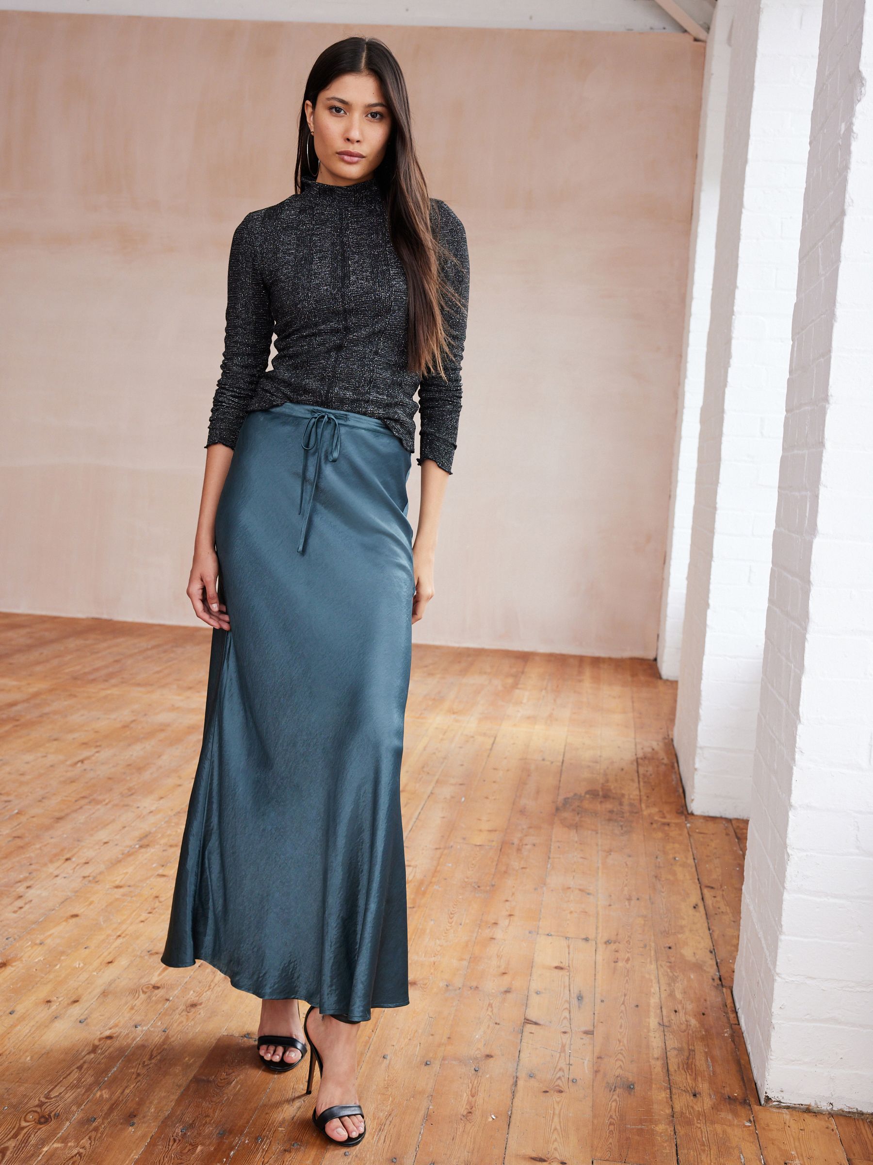 Satin skirt buy on sale