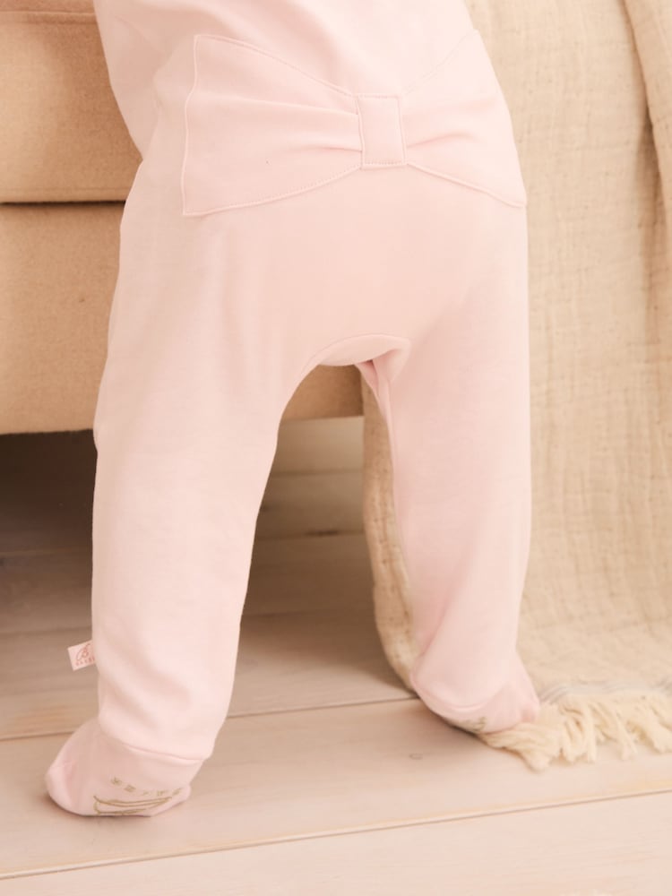 Różowy - Komplet Baker by Ted Baker: pajacyk z kokardą i czapeczka, 100% bawełna - Image 4 of 9