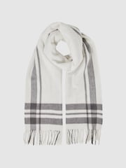 Reiss Grey/Ecru Martina Lambswool Checked Scarf - Image 3 of 4
