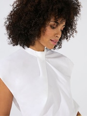 Ro&Zo Cotton Twist Neck Sleeveless White Top - Image 5 of 7