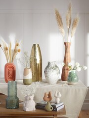 Orange Retro Shaped Ceramic Flower Vase - Image 3 of 5