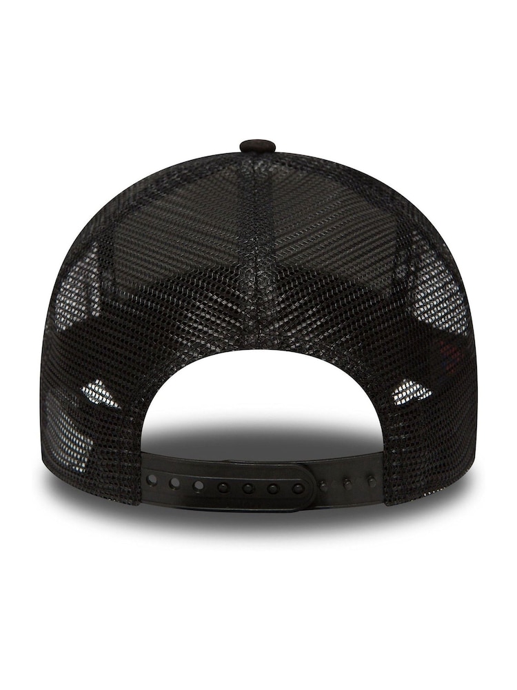New Era® New York Yankees Essential 100% Cotton 9FORTY Cap - Image 2 of 3