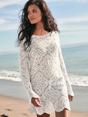 Weiß - Strandkleid aus Häkelspitze. mti U-Boot-Ausschnitt - Bild 1 von 4