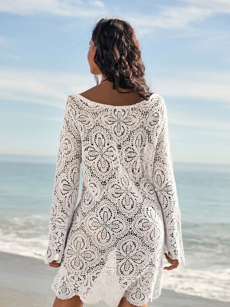 Weiß - Strandkleid aus Häkelspitze. mti U-Boot-Ausschnitt - Bild 2 von 4