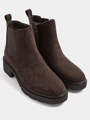 Yours Curve Brown Cleated Chelsea Boots In Wide E Fit - Image 4 of 5