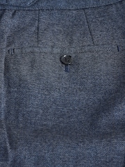 Marineblau/blau - Signature Smart strukturierte italienische Wollhose mit seitlichen Verstellern - Bild 8 von 10