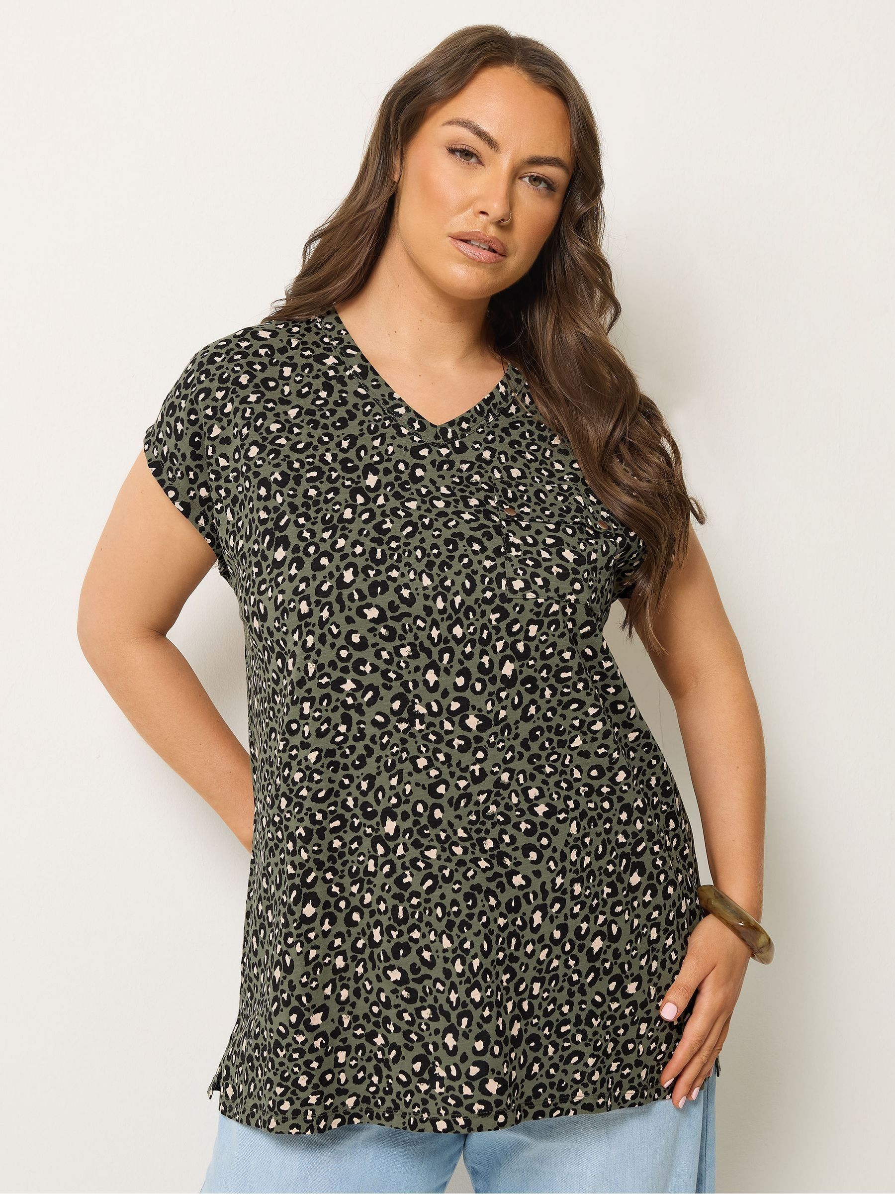 Yours Curve Women's Green Studded All Over Print T-Shirt
