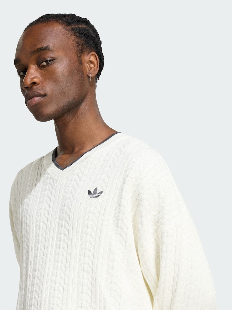 adidas Originals White Cable Knit Crew Neck Sweatshirt - Image 2 of 4 adidas Originals White Cable Knit Crew Neck Sweatshirt - Image 2 of 4