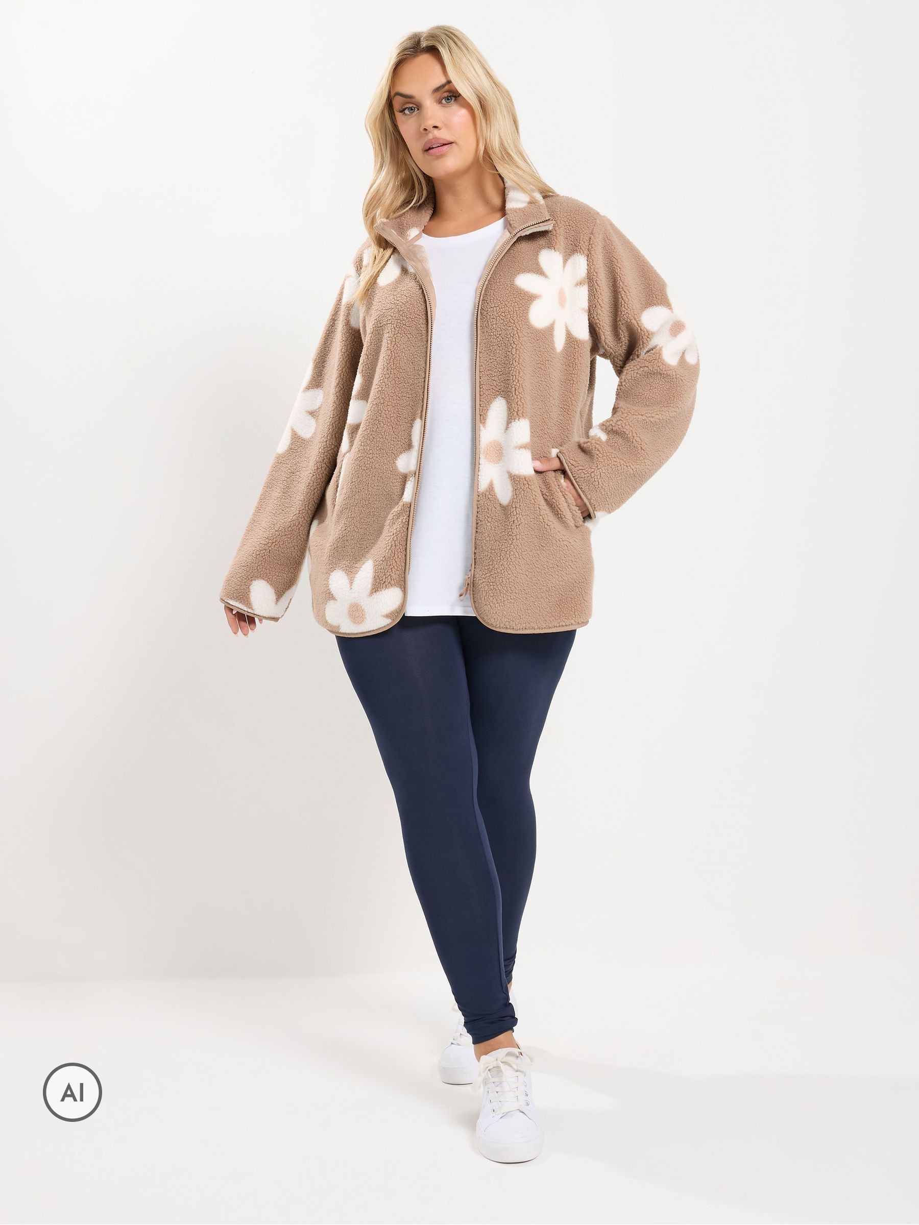 Yours Women's Natural Floral Borg Fleece In | Size: 30-32 - Image 6