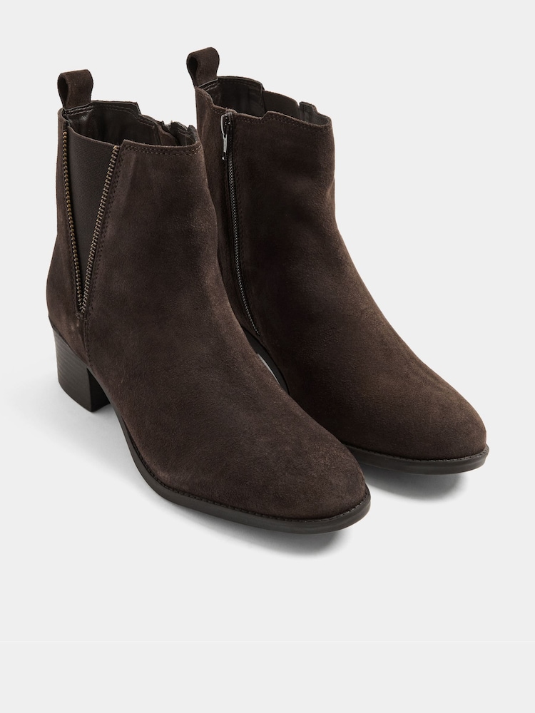 Evans Brown Extra Wide Fit Suede Zip Teeth Ankle Boots In Wide E Fit - Image 1 of 4 Evans Brown Extra Wide Fit Suede Zip Teeth Ankle Boots In Wide E Fit - Image 1 of 4