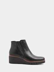 Yours Curve Black Wide Fit Elasticated Panel Wedge Boots - Image 3 of 5